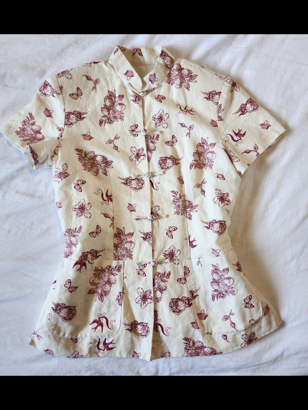Women’s Cream Linen Floral Short-Sleeve Mandarin Top